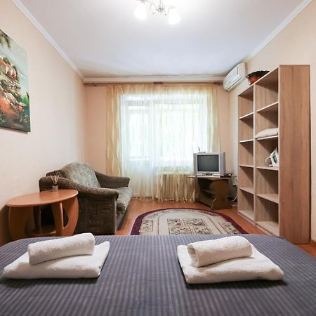 Апартаменти Неподалік Трц Гулівер, М. Палац Спорту Kiev Ngoại thất bức ảnh